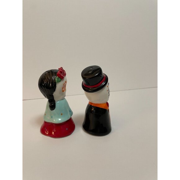Dia de Las Muertos Salt & Pepper Shakers Set - Picture 3 of 7